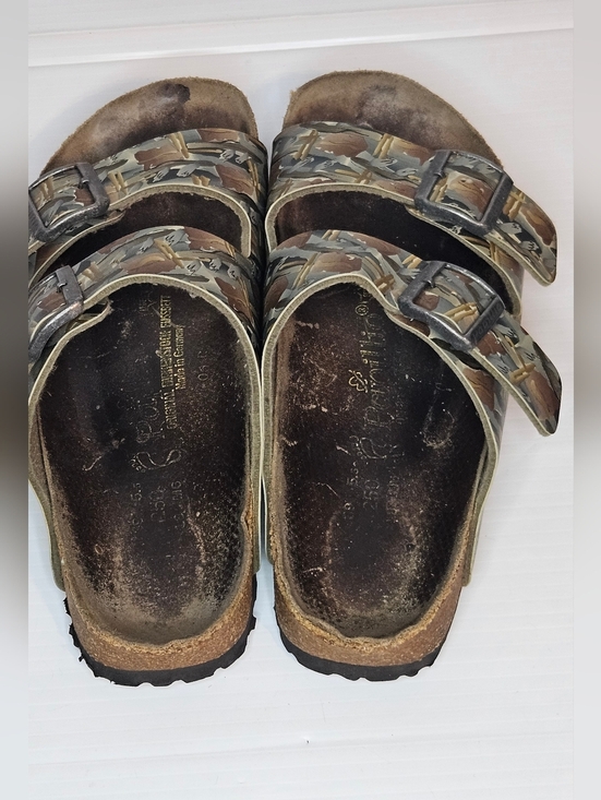 Papillio Jerry Garcia limited edition sandals Size L 8 M 6